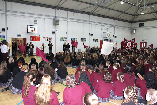 Colegio público en Irlanda "Patrician Presentation Secondary School"
