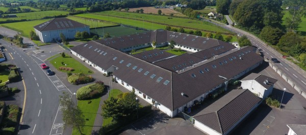 Colegio público en Irlanda "Blackwater Community School"